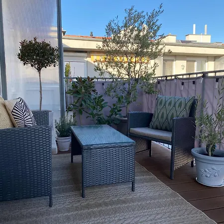 Maisonette With Terrace Апартаменты *
